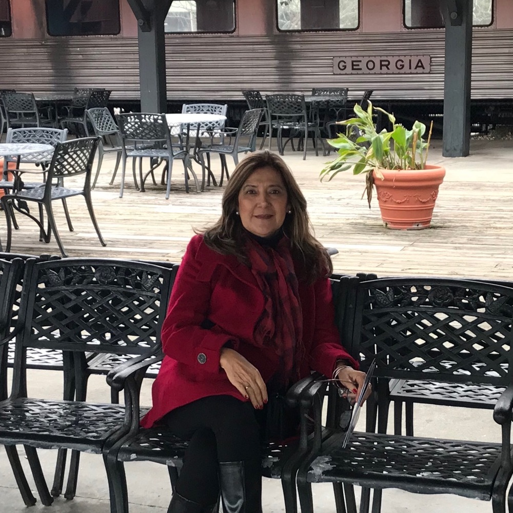 Meet your Posher, Ana b